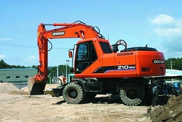 Doosan 210