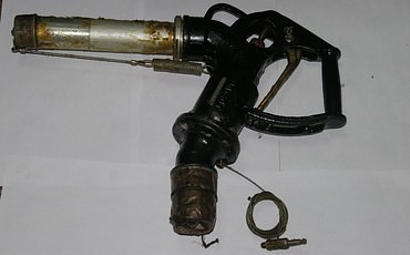 Раздаточный кран для топливозаправщиков