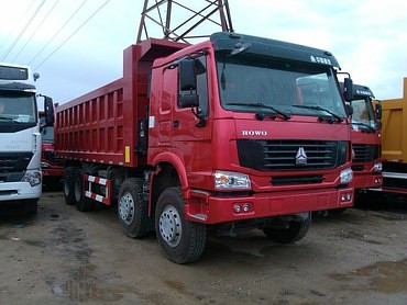 Ман, Шакман, Хово