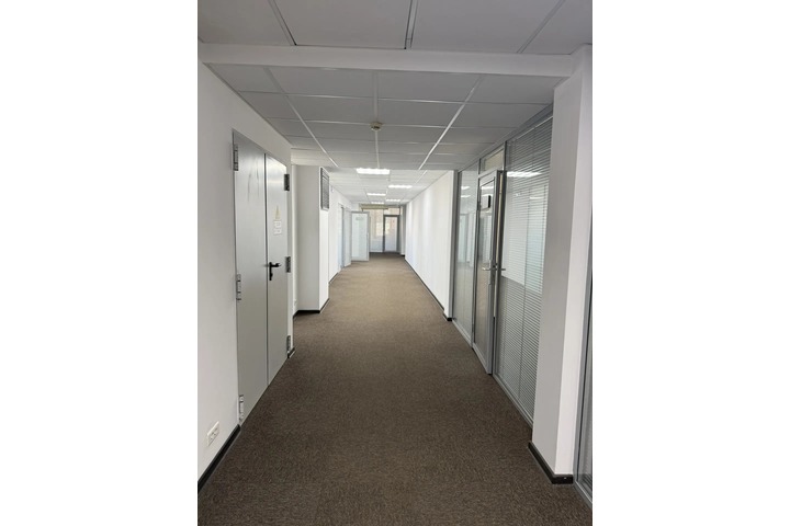 Фото 3, 552 м²