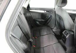 Audi A4 2010, 162 314 км, 1.8 л, 160 л.с., фото 3