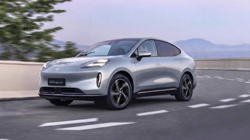 В России начались продажи нового кроссовера Hyptec HT