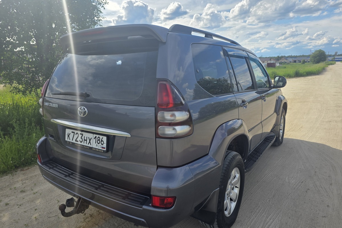 Toyota Land Cruiser Prado 2004, 356 000 км, 3.0 л, 166 л.с., фото 3