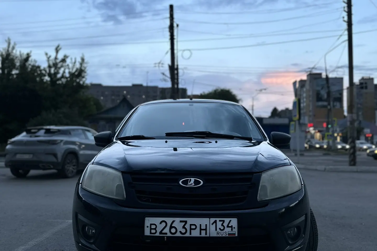 Lada Granta 2015, 129 000 км, 1.6 л, 106 л.с., фото 3