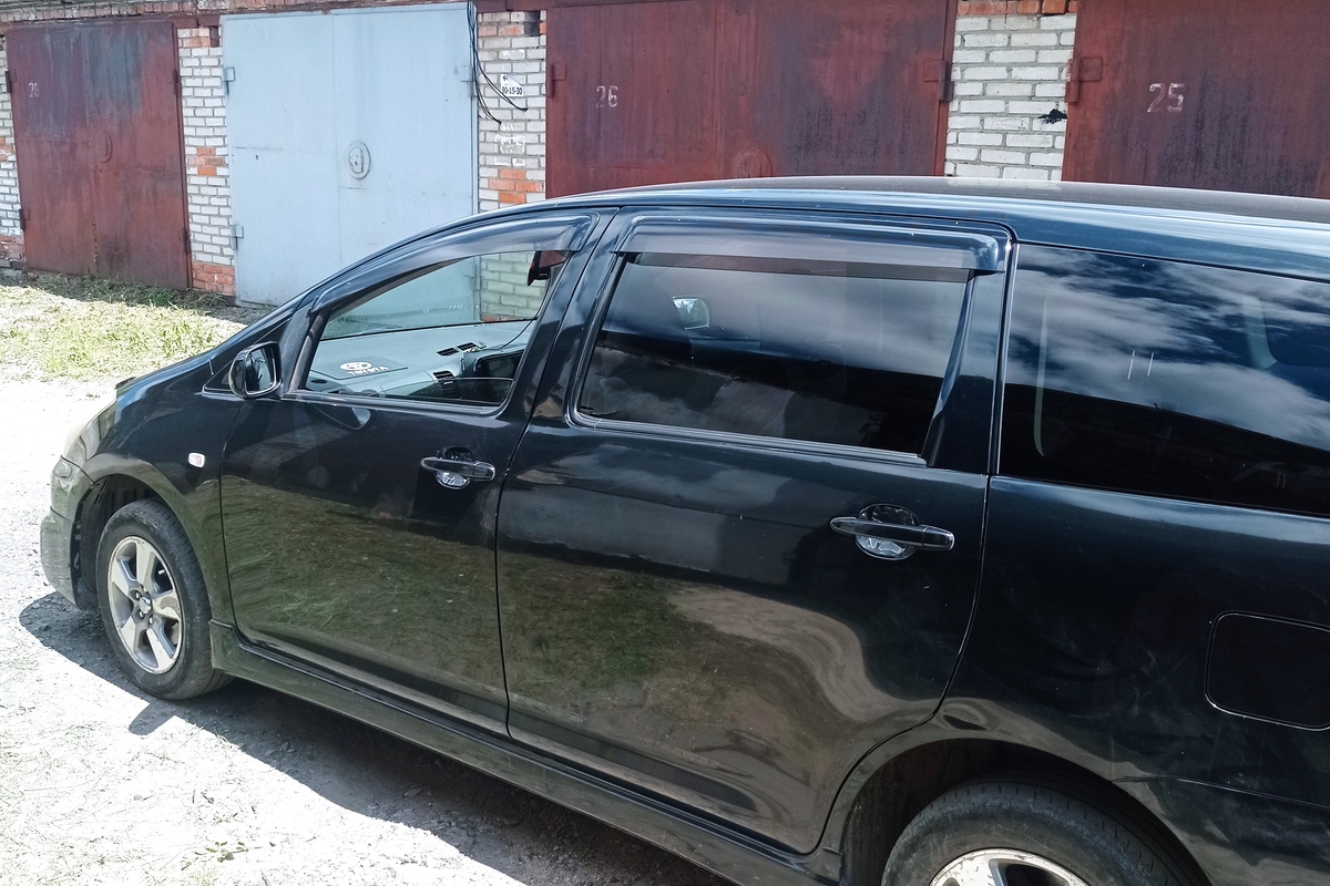 Toyota Wish 2007, 253 000 км, 1.8 л, 132 л.с., фото 1