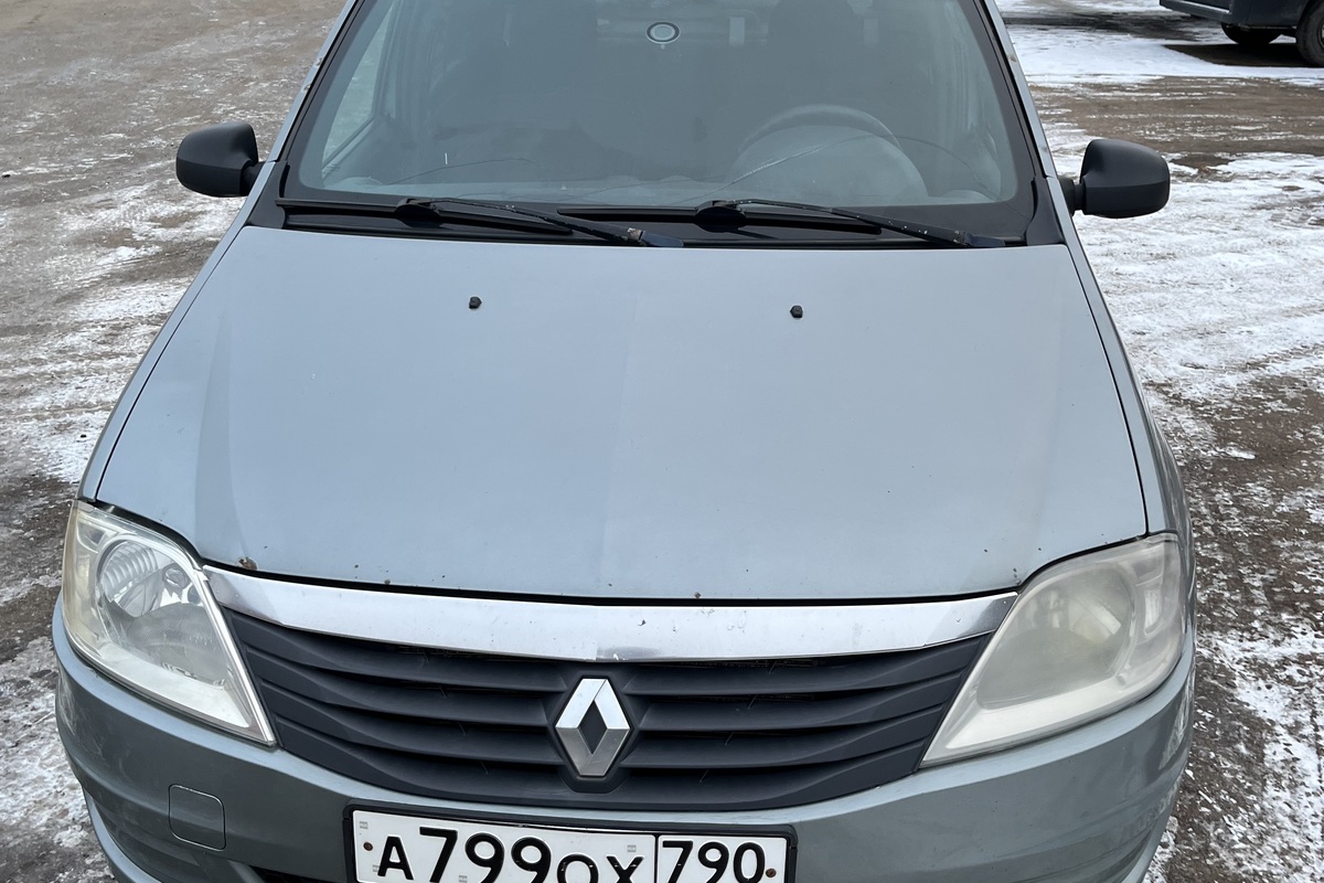 Skoda Logan 2011, 460 928 км, 1.6 л, 102 л.с., фото 1