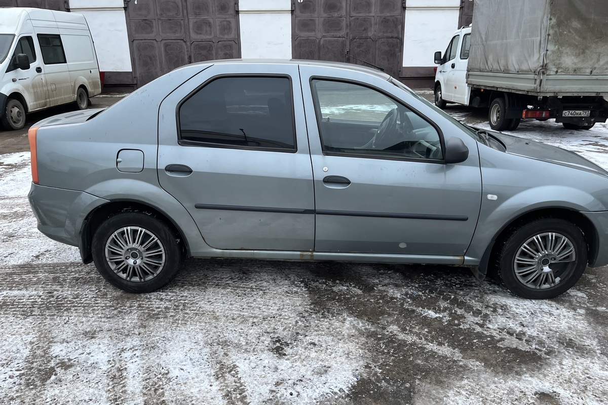 Skoda Logan 2011, 460 928 км, 1.6 л, 102 л.с., фото 3