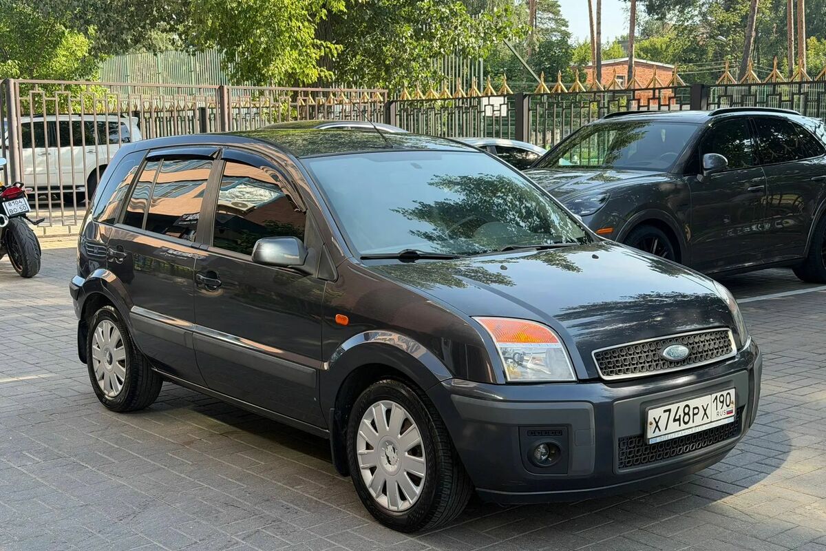 Ford Fusion 2006, 217 000 км, 1.6 л, 101 л.с., фото 2