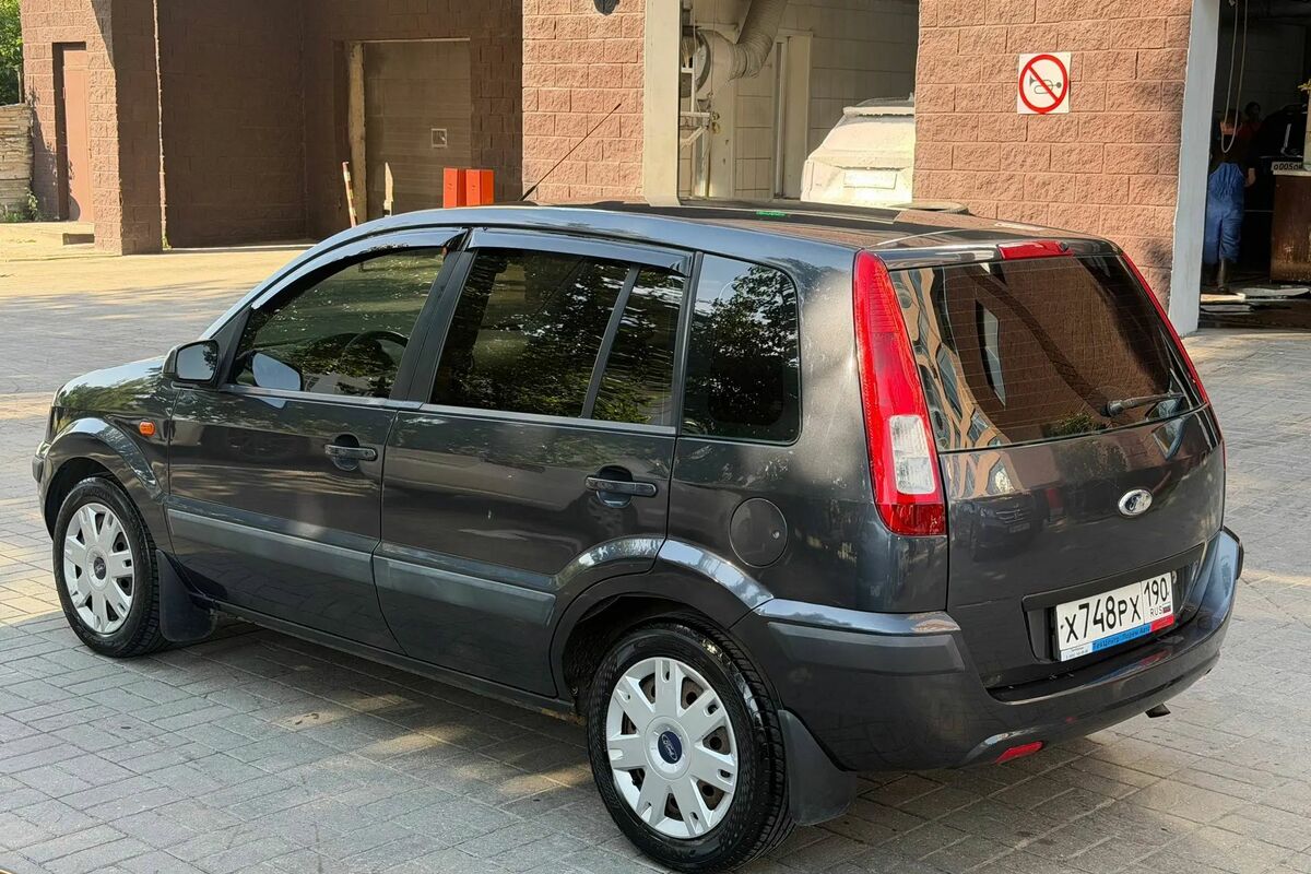 Ford Fusion 2006, 217 000 км, 1.6 л, 101 л.с., фото 3
