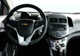 Chevrolet Aveo 2013, 135 648 км, 1.6 л, 115 л.с., фото 2
