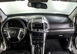 Chevrolet Captiva 2014, 124 589 км, 2.4 л, 167 л.с., фото 2