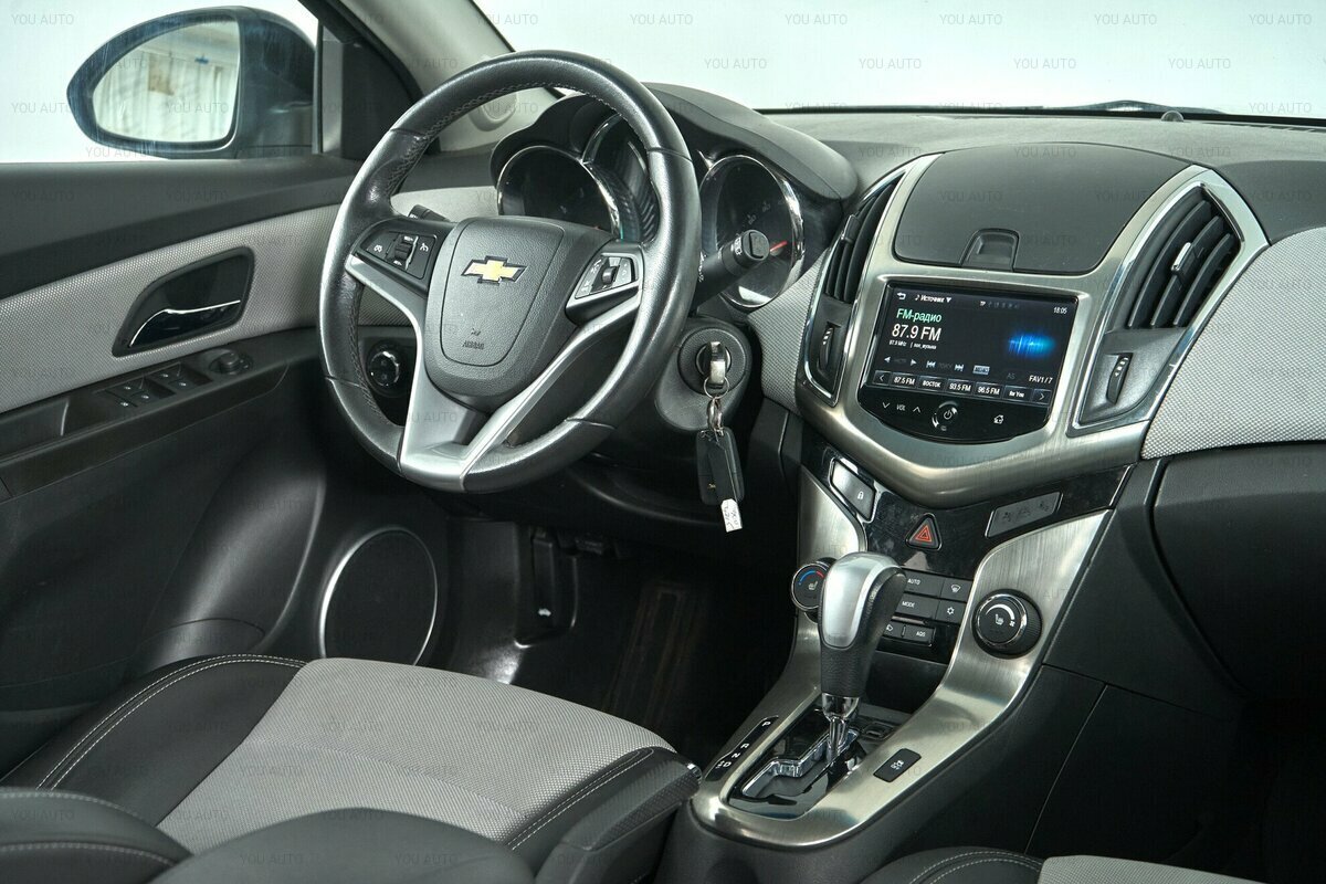 Chevrolet Cruze 2014 1.4 Turbo характеристики. Купить шевроле круз на автомате