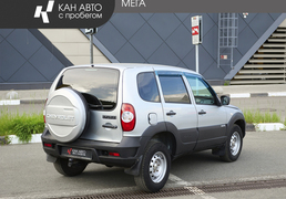 Chevrolet Niva 2018, 196 413 км, 1.7 л, 79 л.с., фото 2