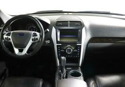 Ford Explorer 2013, 136 498 км, 3.5 л, 294 л.с., фото 4