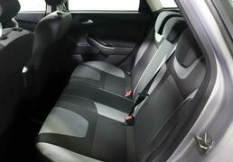 Ford Focus 2012, 148 235 км, 1.6 л, 125 л.с., фото 4
