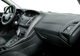 Ford Focus 2017, 99 119 км, 1.6 л, 105 л.с., фото 2