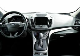 Ford Kuga 2017, 98 523 км, 1.5 л, 150 л.с., фото 2