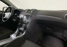 Ford Mondeo 2013, 136 897 км, 2.0 л, 200 л.с., фото 2
