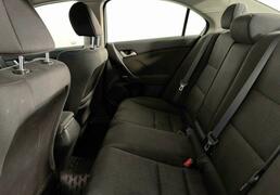 Honda Accord 2008, 187 203 км, 2.0 л, 156 л.с., фото 3