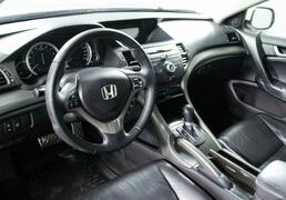 Honda Accord 2008, 184 568 км, 2.4 л, 201 л.с., фото 3