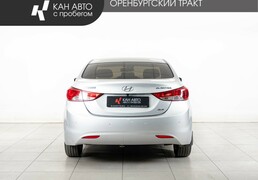 Hyundai Elantra 2011, 242 187 км, 1.6 л, 132 л.с., фото 4