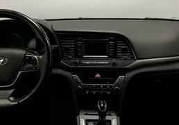 Hyundai Elantra 2018, 80 542 км, 2.0 л, 150 л.с., фото 3