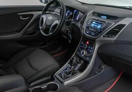 Hyundai Elantra 2015, 118 534 км, 1.6 л, 132 л.с., фото 2