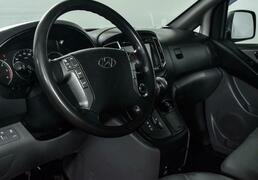 Hyundai Grand Starex 2017, 94 358 км, 2.5 л, 145 л.с., фото 1
