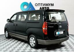 Hyundai Grand Starex 2012, 146 254 км, 2.5 л, 145 л.с., фото 2