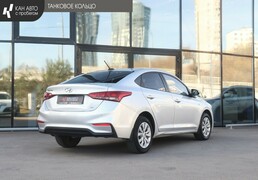 Hyundai Solaris 2019, 151 240 км, 1.6 л, 123 л.с., фото 3