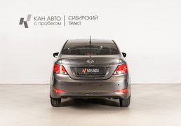 Hyundai Solaris 2015, 176 418 км, 1.6 л, 123 л.с., фото 4