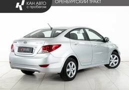 Hyundai Solaris 2011, 98 000 км, 1.6 л, 123 л.с., фото 3