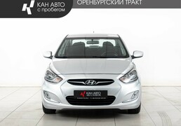 Hyundai Solaris 2011, 98 000 км, 1.6 л, 123 л.с., фото 2