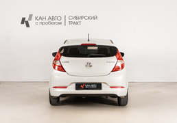 Hyundai Solaris 2015, 137 044 км, 1.6 л, 123 л.с., фото 4