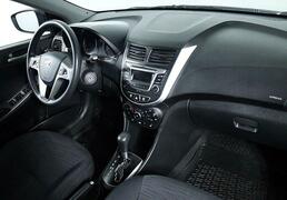 Hyundai Solaris 2016, 107 459 км, 1.4 л, 107 л.с., фото 1