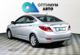Hyundai Solaris 2014, 127 452 км, 1.6 л, 123 л.с., фото 2