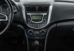 Hyundai Solaris 2012, 148 914 км, 1.6 л, 123 л.с., фото 4