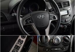 Hyundai Solaris 2015, 114 257 км, 1.6 л, 123 л.с., фото 2
