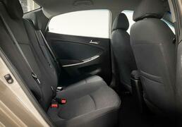Hyundai Solaris 2013, 130 475 км, 1.6 л, 123 л.с., фото 2