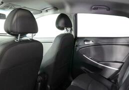 Hyundai Solaris 2012, 145 222 км, 1.6 л, 123 л.с., фото 3