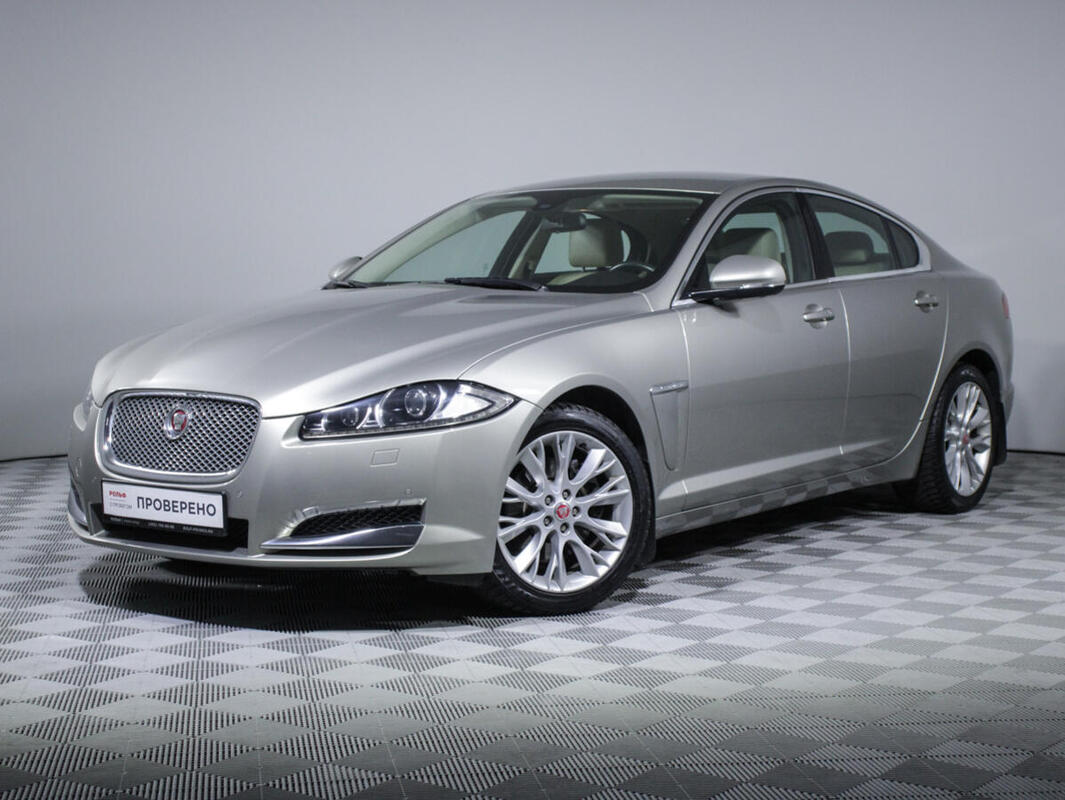 Ягуар xf 2014. Jaguar XF 2014.