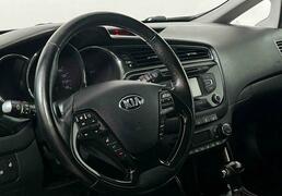 Kia Ceed 2016, 107 564 км, 1.6 л, 135 л.с., фото 3