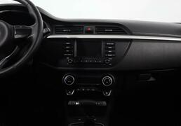 Kia Rio X-Line 2020, 68 798 км, 1.6 л, 123 л.с., фото 2