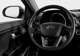 Kia Rio 2013, 130 357 км, 1.4 л, 107 л.с., фото 2