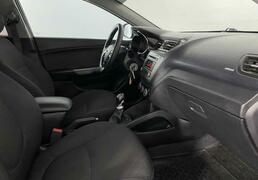 Kia Rio 2016, 105 638 км, 1.4 л, 107 л.с., фото 2