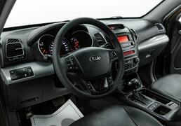 Kia Sorento 2013, 130 425 км, 2.2 л, 197 л.с., фото 2