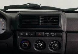 Lada (ВАЗ) Niva Legend 2023, 32 649 км, 1.7 л, 83 л.с., фото 2
