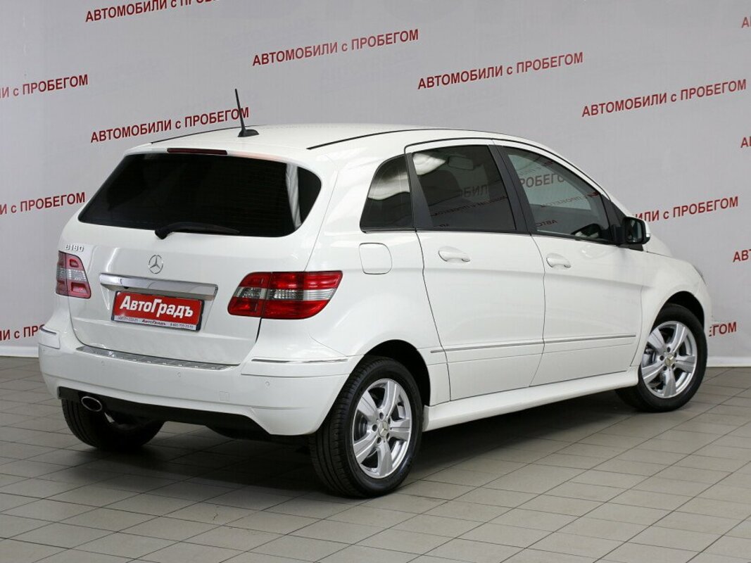 Mercedes-Benz b-класс 180 i w245. Машины b класса.