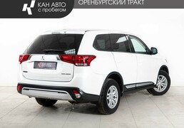 Mitsubishi Outlander 2019, 129 000 км, 2.0 л, 146 л.с., фото 3