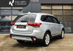 Mitsubishi Outlander 2019, 81 000 км, 2.0 л, 146 л.с., фото 3